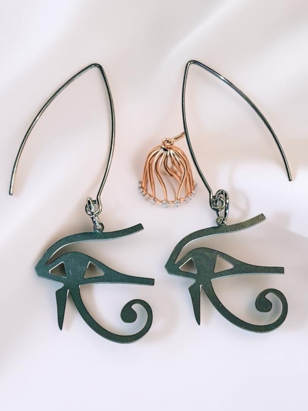 🆕 The Eye of Horus Laser Cut Dangle Earrings